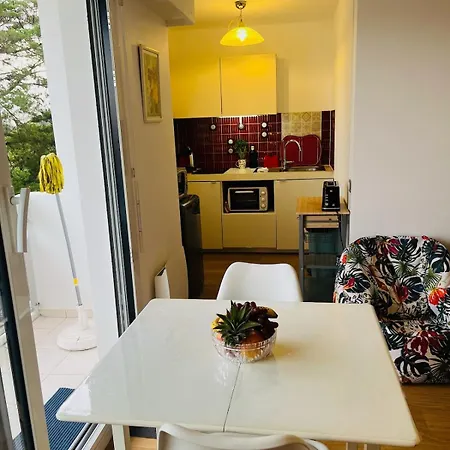 Proche Centre - Avec Balcon アパート *