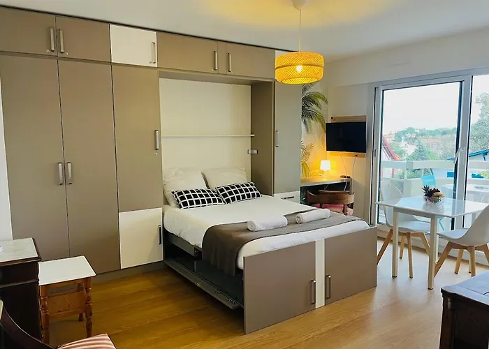 Proche Centre - Avec Balcon * Biarritz