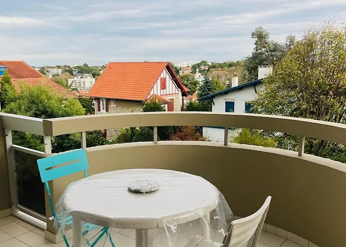 Proche Centre - Avec Balcon Lägenhet