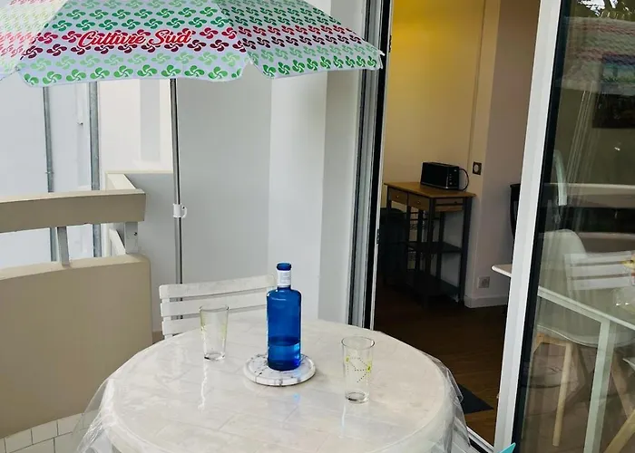 Proche Centre - Avec Balcon Lägenhet *